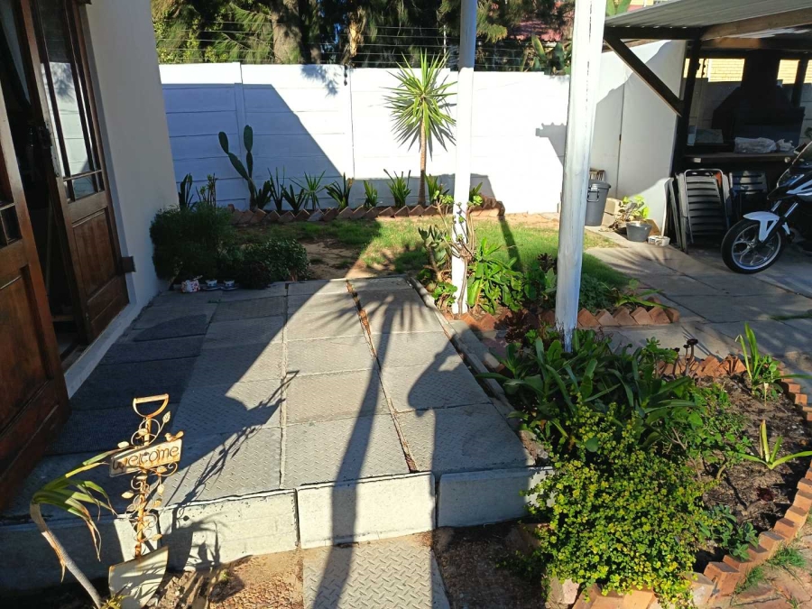 To Let 1 Bedroom Property for Rent in Kraaifontein Western Cape
